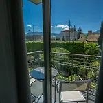 Forum 4*