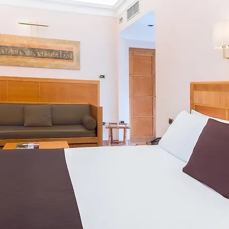 Forum Szálloda 4*