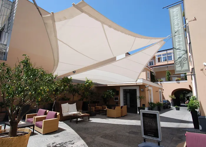Hotel Forum